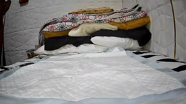 Snapshot of Mendoza_Amaranata chatting on 09.27.25 Mendoza Amaranata online show from 09.27.25