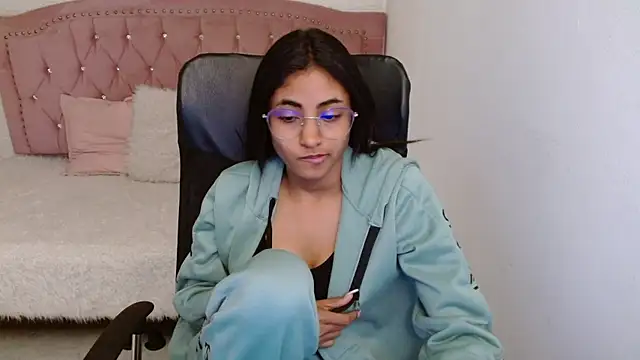 shaneelle online show from 01.24.25