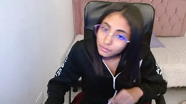 shaneelle online show from 01.29.25