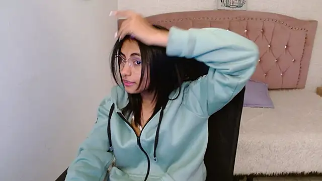 shaneelle online show from 01.30.25