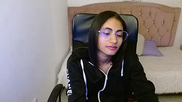 shaneelle online show from 01.31.25