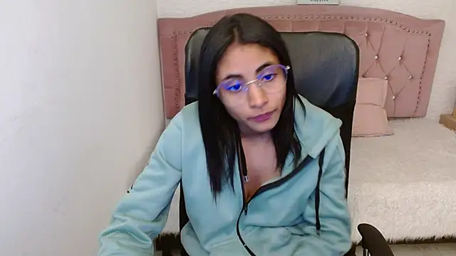 shaneelle online show from 02.01.25