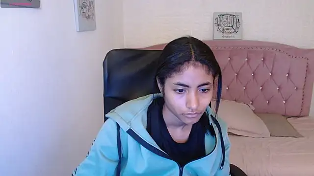 shaneelle online show from 03.18.25