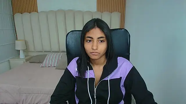 Snapshot of shaneelle chatting on 02.03.26 shaneelle online show from 02.03.26