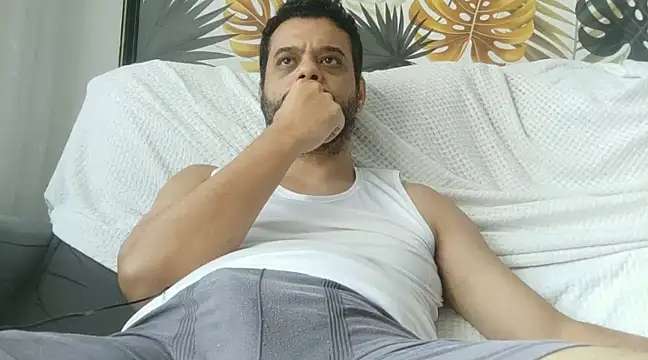 HornyBeachBoyBR online show from 03.18.25