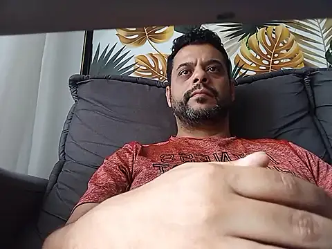 HornyBeachBoyBR online show from 11.08.25