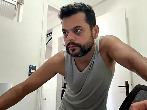 HornyBeachBoyBR online show from 04.30.26