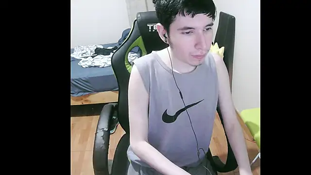 Twink martinboy online show from 01.05.25