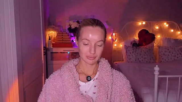 aestetick online show from 03.10.26