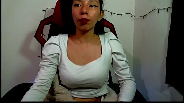 Snapshot of catalina_colombia chatting on 03.19.25 catalina colombia online show from 03.19.25