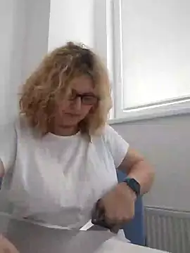 SexyHotSusan online show from 01.20.25