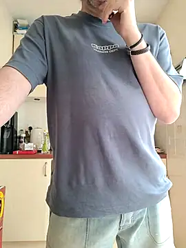 Snapshot of JulianJ50 chatting on 03.23.26 JulianJ50 online show from 03.23.26