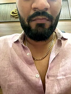 Snapshot of shrreyyyy chatting on 01.14.26 shrreyyyy online show from 01.14.26