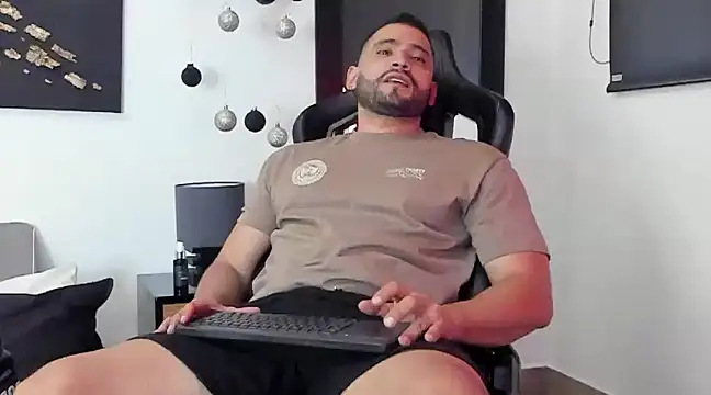 Dereck vega online show from 12.21.24