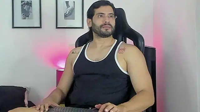Snapshot of Dereck_vega chatting on 07.03.26 Dereck vega online show from 07.03.26