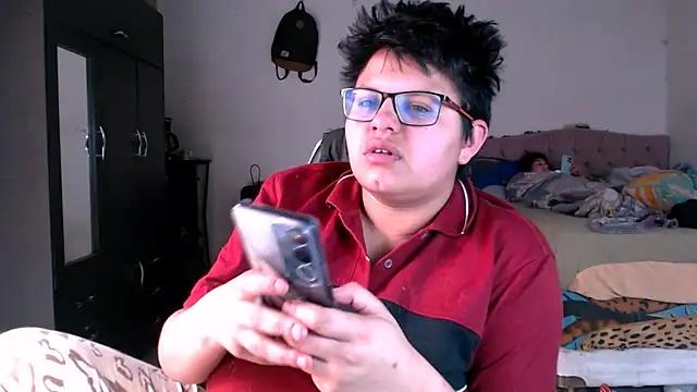 Snapshot of tatsumi_nao chatting on 12.14.25 tatsumi nao online show from 12.14.25