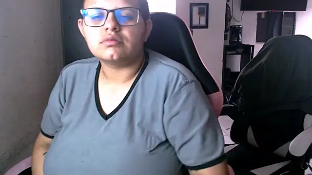 Snapshot of tatsumi_nao chatting on 02.01.26 tatsumi nao online show from 02.01.26