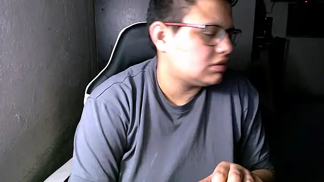 Snapshot of tatsumi_nao chatting on 02.08.26 tatsumi nao online show from 02.08.26