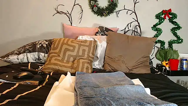 FRUITOFEDEN01 online show from 12.24.24