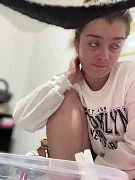 Cloew Marz online show from 11.19.25