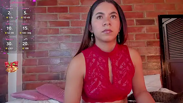 Snapshot of crystalvazquez chatting on 12.16.24 crystalvazquez online show from 12.16.24