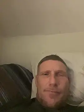 aaronmc311840 online show from 10.19.25