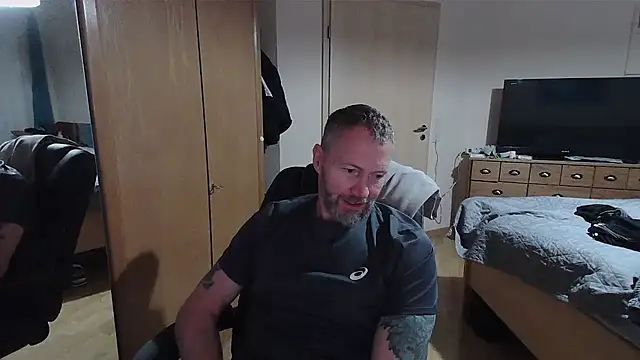 Snapshot of Rockburg chatting on 03.10.26 Rockburg online show from 03.10.26