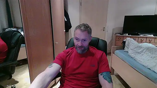 Snapshot of Rockburg chatting on 03.14.26 Rockburg online show from 03.14.26