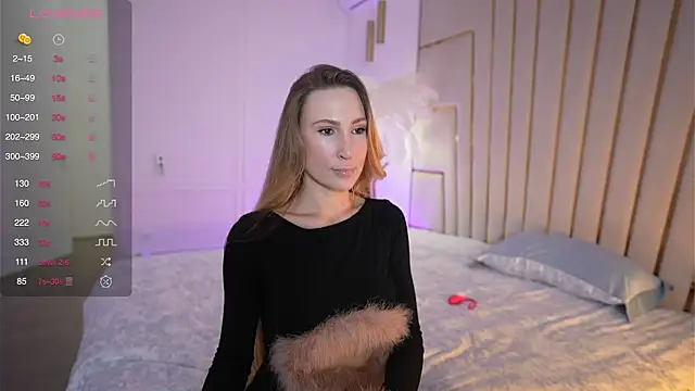 Goodgirlgonabad online show from 10.21.25