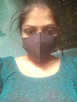 Snapshot of haymona chatting on 02.08.25 haymona online show from 02.08.25