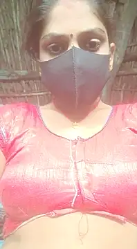 Snapshot of haymona chatting on 03.05.25 haymona online show from 03.05.25