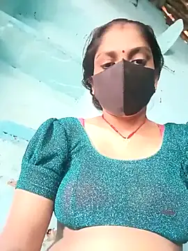 Snapshot of haymona chatting on 03.12.25 haymona online show from 03.12.25