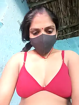 Snapshot of haymona chatting on 03.19.25 haymona online show from 03.19.25