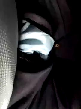 Snapshot of Policeman20742 chatting on 03.10.25 Policeman20742 online show from 03.10.25