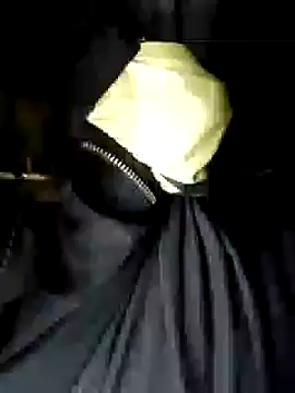 Snapshot of Policeman20742 chatting on 03.11.25 Policeman20742 online show from 03.11.25