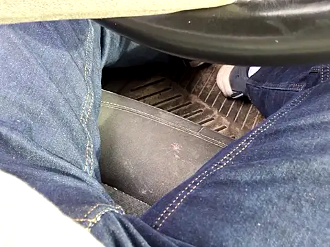 Snapshot of Policeman20742 chatting on 12.01.25 Policeman20742 online show from 12.01.25