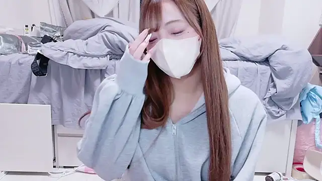  chanMOMO  online show from 09.30.25