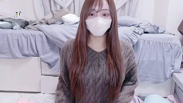  chanMOMO  online show from 11.01.25