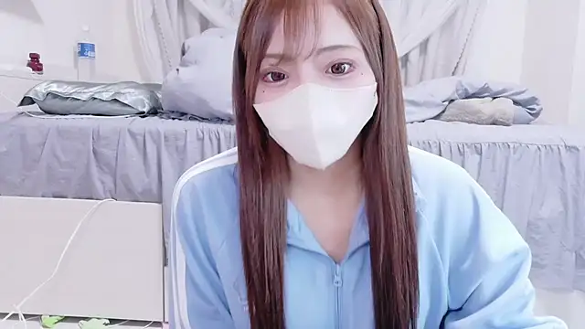  chanMOMO  online show from 11.10.25