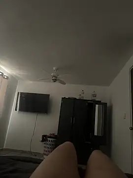 Snapshot of lolitalamasbonita01 chatting on 03.08.25 lolitalamasbonita01 online show from 03.08.25