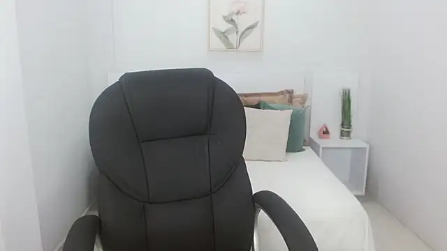 liseth fox online show from 01.31.25