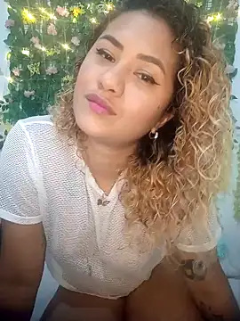 Crysrus online show from 02.20.25