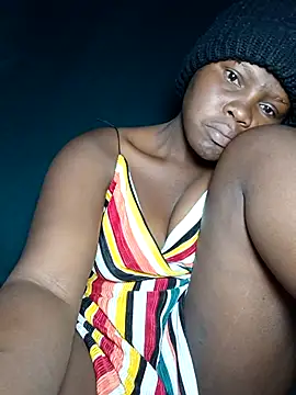 Snapshot of smartdollie chatting on 09.11.25 smartdollie online show from 09.11.25