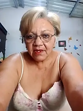 Madrastrahot69 online show from 10.09.25