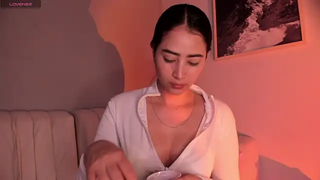 lara madisson online show from 05.07.26