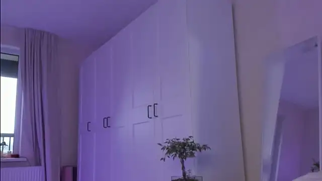 agelandreww online show from 10.27.25