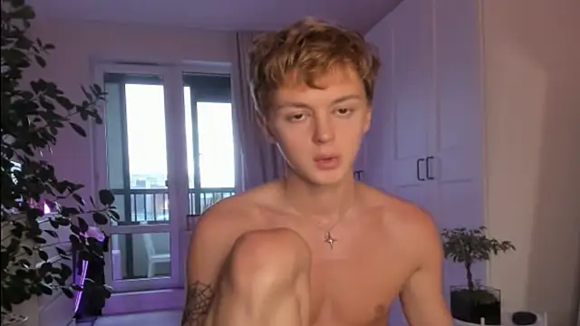 agelandreww online show from 10.30.25