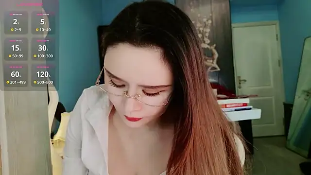 HU131452 online show from 05.02.26