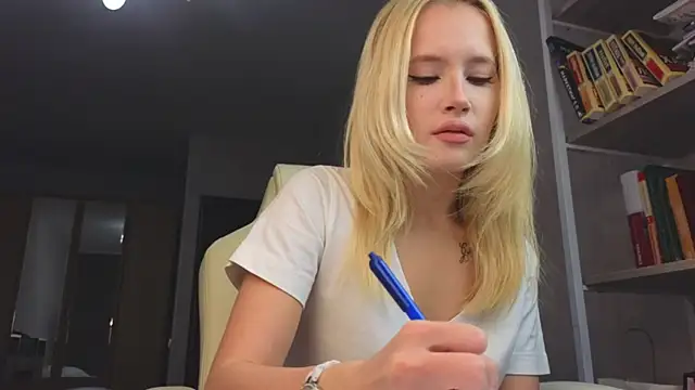 Marietta Castro online show from 04.30.26