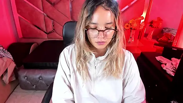 Olivia Fox69 online show from 11.04.25